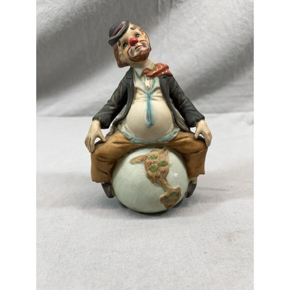 Hobo Clown Sitting on Top of the World Bisque Porcelain - Picture 1 of 6